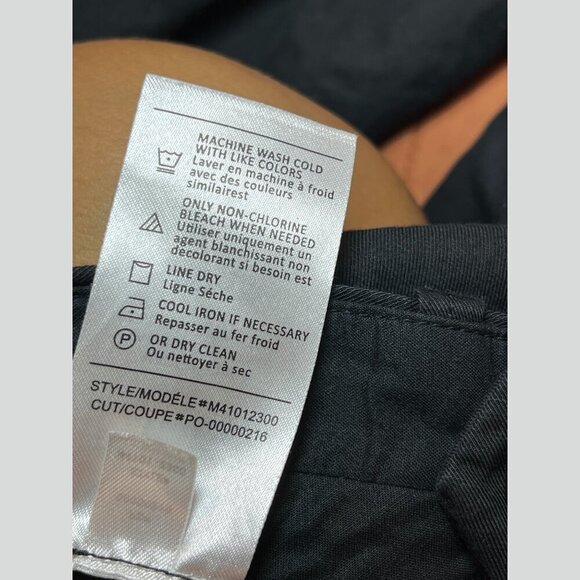 Vince Black Straight Leg Pants - Picture 11 of 12